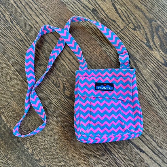 Kavu Bags Kavu Crossbody Poshmark